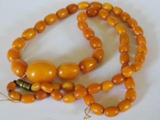 ANTIQUE BUTTERSCOTCH EGG YOLK AMBER BEADS NECKLACE 28.  4 grams 7