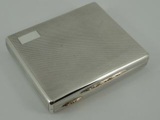 Splendid Solid Sterling Silver Engine Turned Cigarette Case Box London 1946 144g