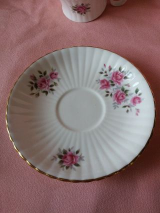 Vintage Royal Windsor Pink Roses Bone China Tea Cup & Saucer England Pretty 5