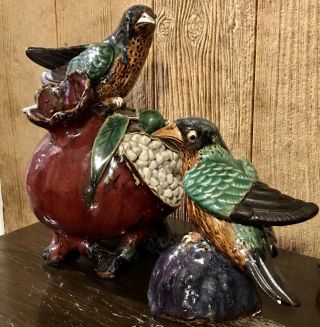Bo Yun Tao Fang Chinese Shiwan Bird Pomegranate Ceramic Pottery 博云陶坊款石湾瓷雀 羅傳 陶藝