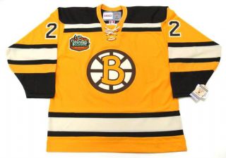 SHAWN THORNTON Boston Bruins 2010 CCM Vintage 