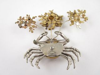 RARE FASHION CRAFT “ROBERT” BAKELITE CRAB FLORAL FIGURAL PIN 5