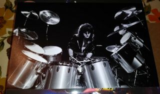 VINTAGE KISS PHOTOS BOOK 1974 - 1981 UNAUTHORIZED WITH ERIC CARR PHOTO 2