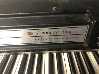 Vintage Wurlitzer Electric Piano model 200A - 2
