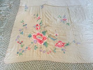 Vintage Chinese Cantonese Macrame Edge Silk Floral Embroidered Piano Shawl 3 2