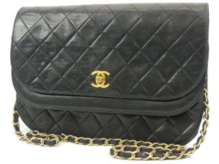 R1726 Auth Chanel Vintage Black Quilted Lambskin Cc Turn Lock Chain Shoulder Bag