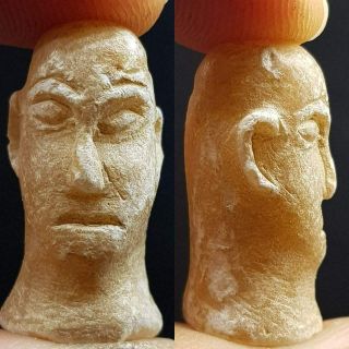 Ancient Rare Unique King Face Head Lovely Piece 64