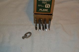 Vintage STANLEY no.  71 Router PLANE with 5 Cutters and fence 3