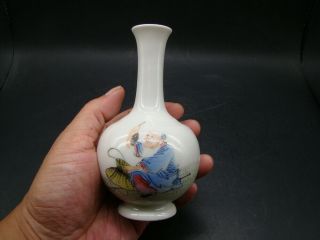 Chinese 1920 ' s famille rose small vase (Qian Long mark) u9169 2
