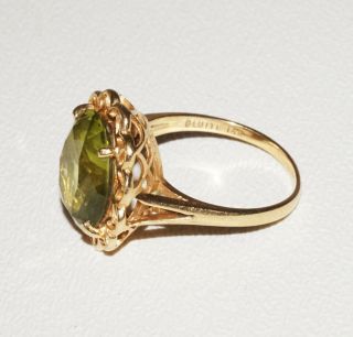 Vintage 14K Yellow Gold Ring Sz.  8.  5 Prong set w 8ct.  Facetted Peridot (Wkoc) R13 7