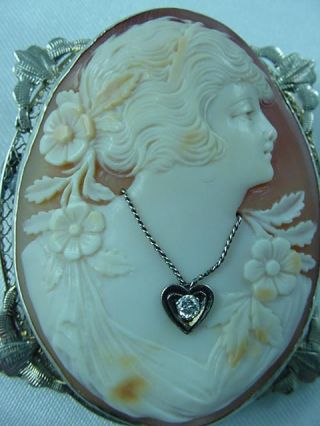 Antique Victorian 10k Gold Carved High Relief Shell Cameo Pin 0.  07 Diamond 1621