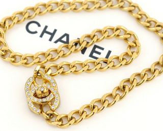 Chanel Cc Turnlock Chain Necklace Rhinestone Gold Tone Vintage V1812