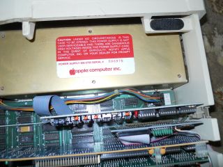 Vintage Apple II Plus Computer Serial No.  A2S2 - 0086 powers on 7