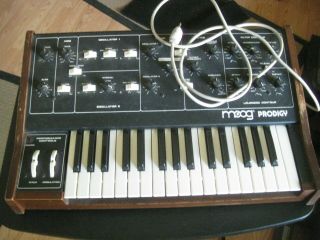 Moog Prodigy Vintage Analog Synthesizer Synth Keyboard Functions Perfectly Rare