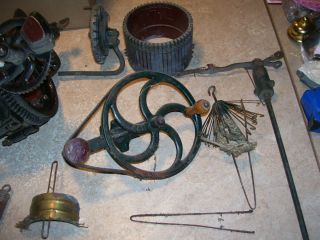 (A) Antique Gearhart ' s 1914 Family Knitter Sock Knitting Machine VERY RARE 2
