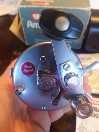 Vintage ABU GARCIA Ambassadeur 5500C Bait Casting Reel W/ Leather Case 4