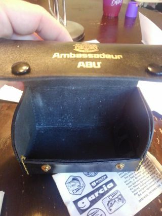 Vintage ABU GARCIA Ambassadeur 5500C Bait Casting Reel W/ Leather Case 7