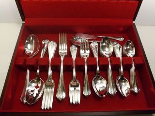 ONEIDA KING JAMES COMPLETE Service for 12,  Serving Silver Plate 3