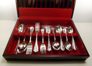 ONEIDA KING JAMES COMPLETE Service for 12,  Serving Silver Plate 4