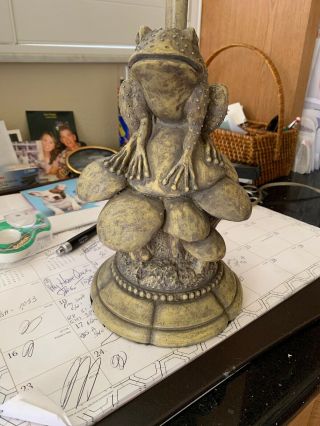 Rare Vintage Frog Siting On Mushrooms Table Lamp