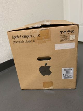Vintage Apple Macintosh Mac Classic II Computer - Museum Quality,  Box 8