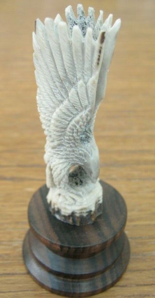Hand Carved Falconry Statue Of An Eagle / Bird Of Prey In Stag Antler Bone