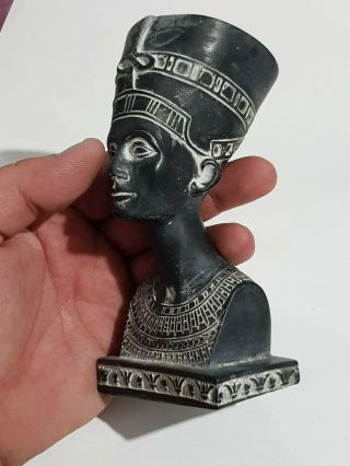 MUSEUM QUALITY HUGE ANCIENT STYLE VINTAGE SHABTI BUST OF CLEOPATRA.  542 GR.  132MM 3