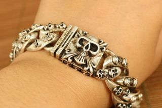 China Rare Old Tibetan Silver Hand Carving Skull Head Statue Bracelet Noble Gift