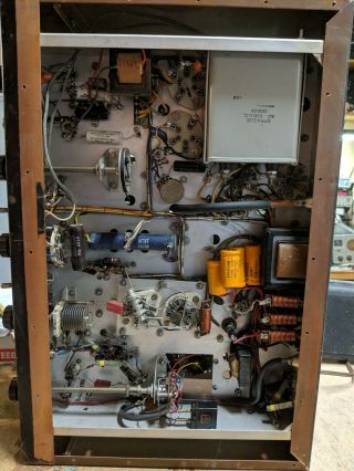 EF Johnson Viking II Transmitter AM/CW Ham Radio Vintage Transmitter 7