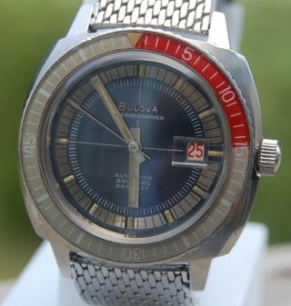 Vintage Bulova Oceanographer 666 Feet Snorkel Diver Date Watch