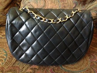 AUTHENTIC Chanel Vintage Lambskin Mini Flap Bag BLACK 2