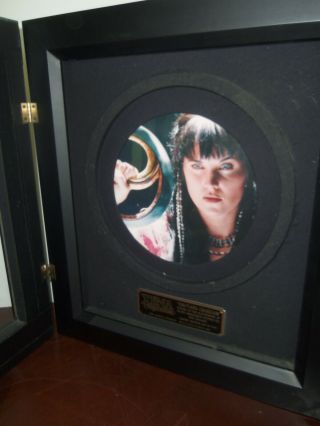 RARE XENA LIMITED EDITION YIN YANG CHAKRAM PROP 295 OF 500 IN CASE 6