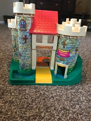 Vintage 1974 Fisher Price Little People Castle and Accessories 993 4