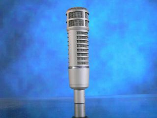 Vintage Electro - Voice RE20 Dynamic Microphone Broadcast w/ Zipper Case XLR 3