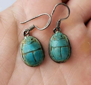 ANCIENT EGYPTIAN FAIENCE SCARAB BEAD EARRINGS AND STRING OF BEADS WITH BRONZE 2