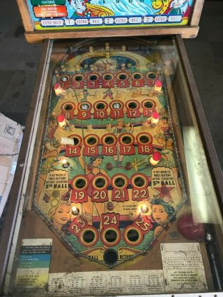 Bally Circus Queen Vintage Pinball Machine 4