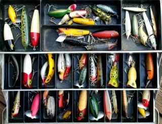 Vintage Huge UMCO 1000 - S Tackle Box,  Over 125 Old Fishing Lures. 5