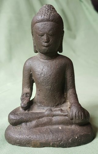 Large early Bronze Figure of Buddha,  17th century 2