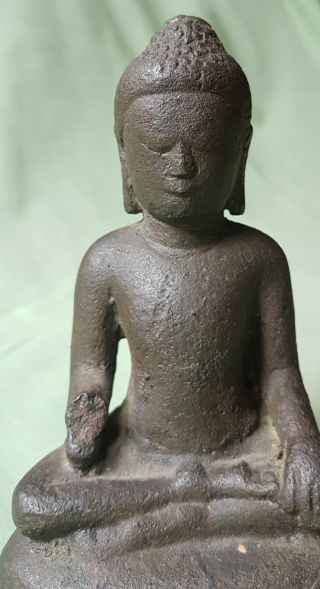 Large early Bronze Figure of Buddha,  17th century 3