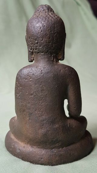 Large early Bronze Figure of Buddha,  17th century 5