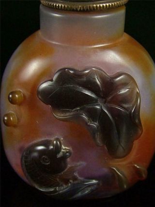 Natural Old Chinese Agate Snuff Bottle FISHES & LOTUS VEINS auspicious 6
