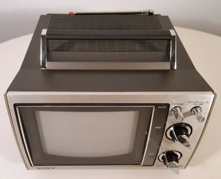 SONY VINTAGE TELEVISION KV - 8000 PORTABLE COLOR TV 1977 TRINITRON ECONOQUICK 2