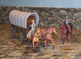 Horse - Drawn Covered Wagon,  Cowboys W/guns & Rifle,  Western Playset Accessories