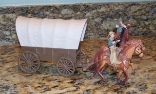 Horse - Drawn Covered Wagon,  Cowboys w/Guns & Rifle,  Western Playset Accessories 2