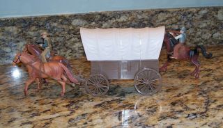 Horse - Drawn Covered Wagon,  Cowboys w/Guns & Rifle,  Western Playset Accessories 3