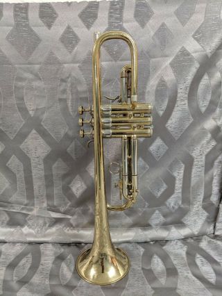 Vintage 1964 The Martin Committee Trumpet with mouthpiece and case 4