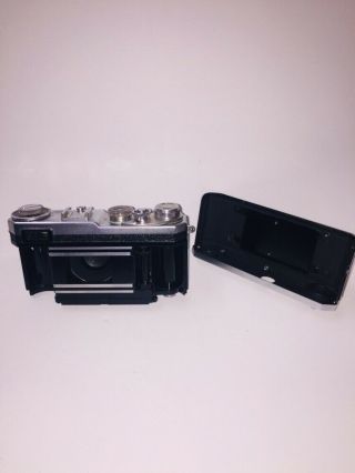 Vintage 1957 Nikon Rangefinder Camera Nippon Kogaku Nikkor - S 1:1.  4 f=5cm w/Case 8