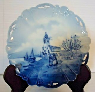 Vintage R.  C.  Lior D’or Hand Painted Plate Deltt Germany Blue & White
