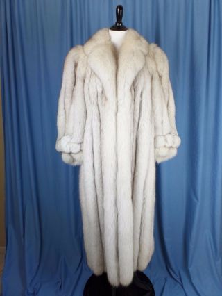 Vintage 70s Blue Fox Full Length Fur Coat Timeless Glamour Silvery Gray