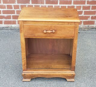 Vintage 1950s Vermont Maple Bedroom Night Table Stand